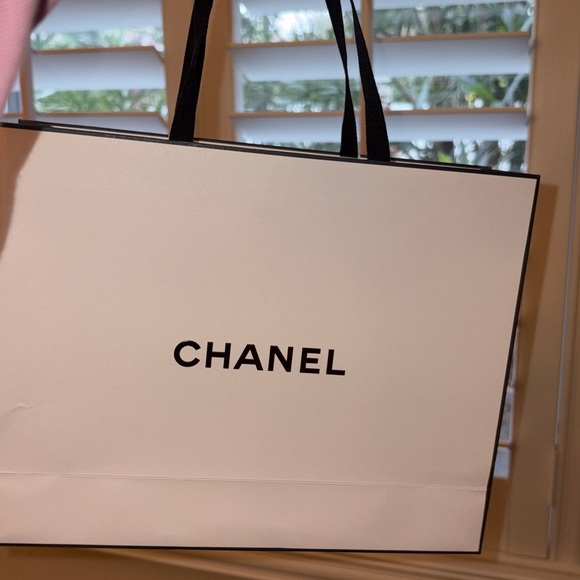 Small Chanel Empty Shopping Gift Decor Bag Reusable Clean White Black Storage - Picture 10 of 15
